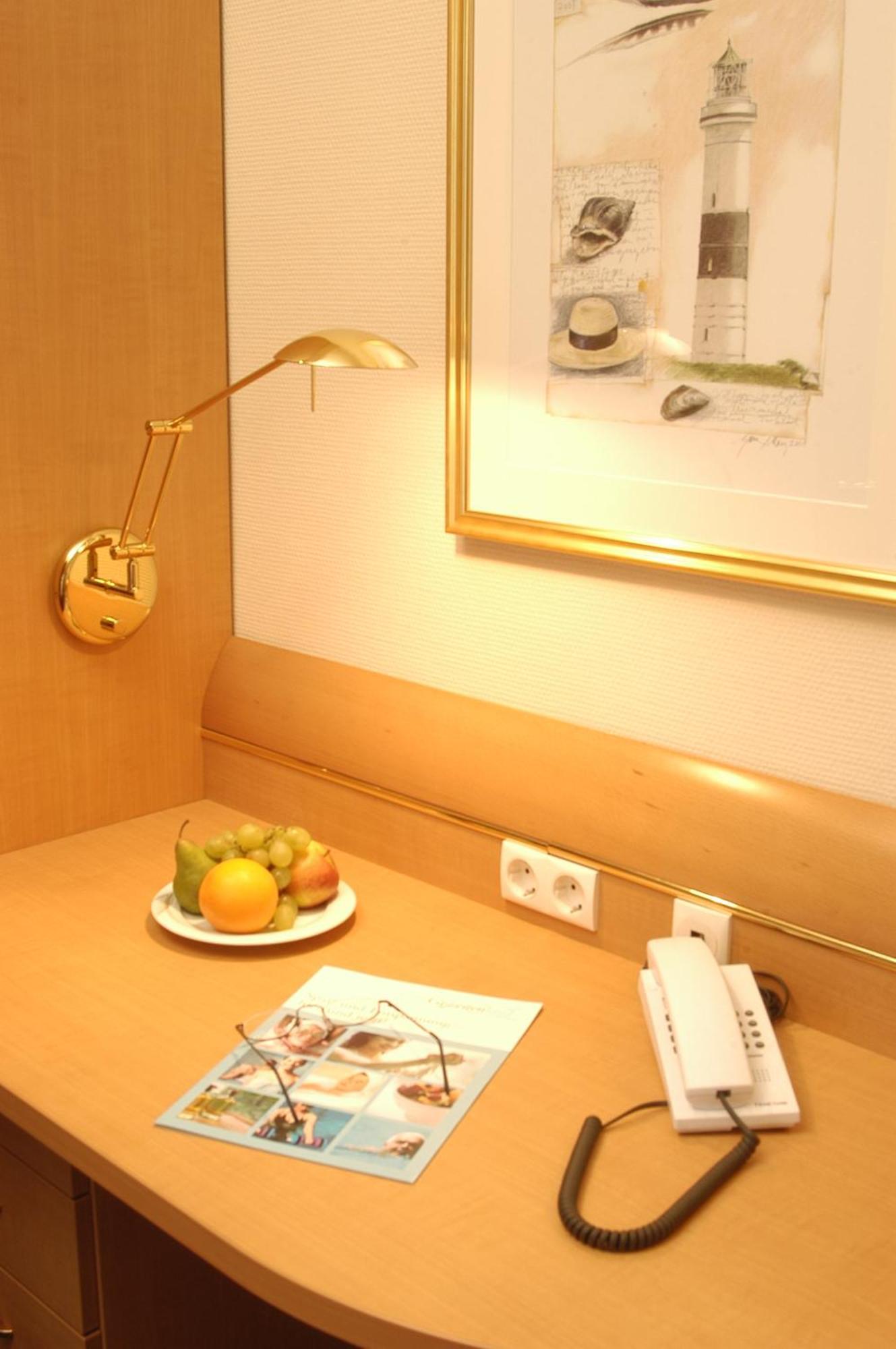 Hotel Prinz Heinrich Emden Zewnętrze zdjęcie